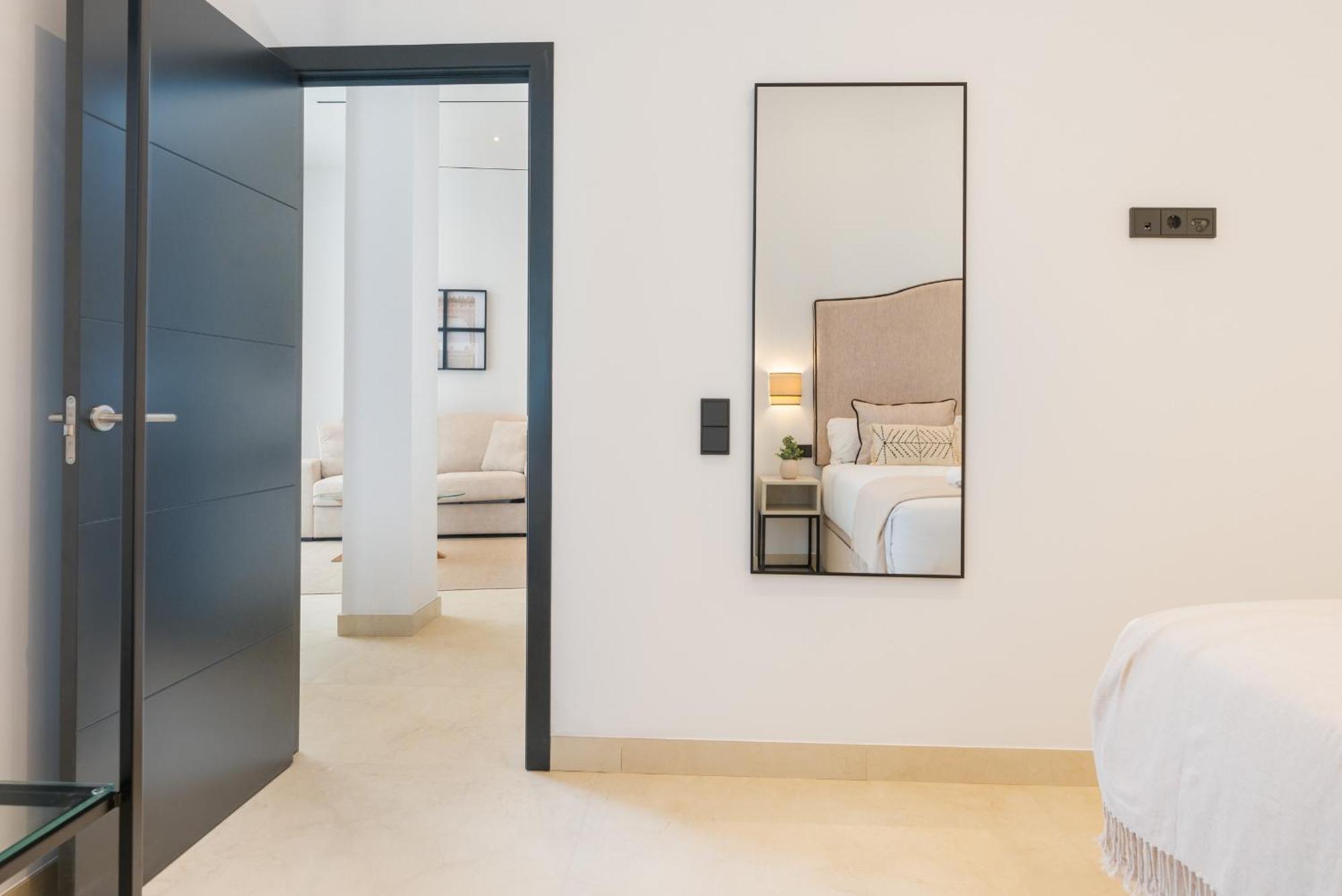 New Design Apartment - Private Patio - Gallos 2 Sevilla Exterior foto